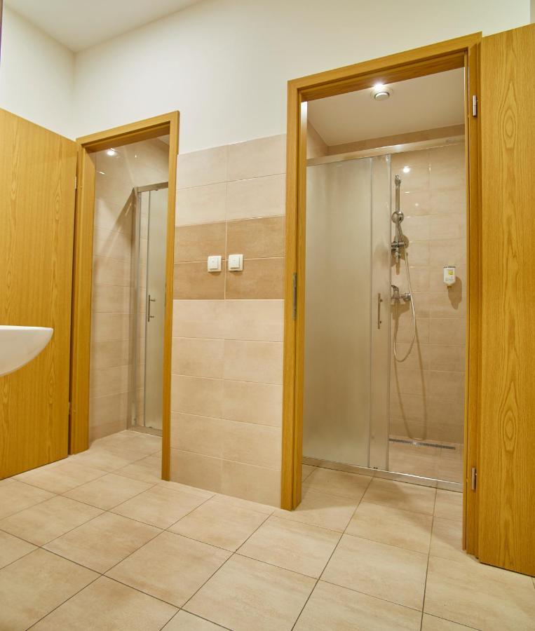 Hostel Delalut Ravne na Koroskem Luaran gambar