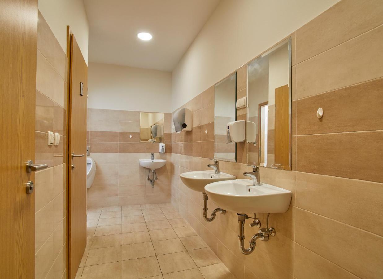 Hostel Delalut Ravne na Koroskem Luaran gambar