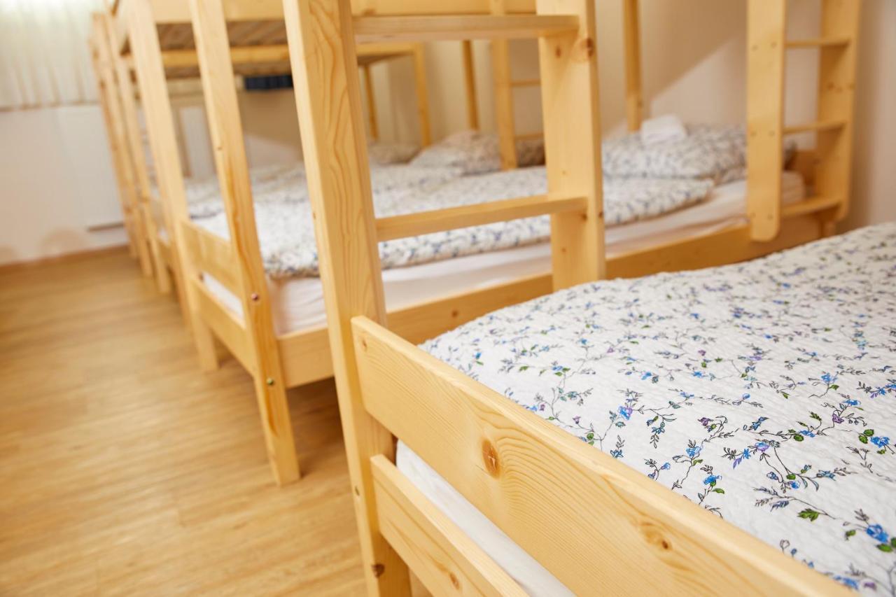 Hostel Delalut Ravne na Koroskem Luaran gambar